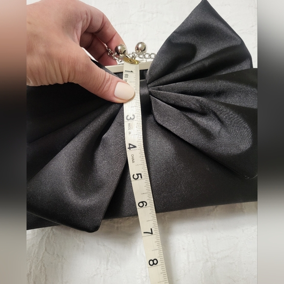 Isaac Mizrahi Black Bow Clutch Wristlet - Picture 8 of 10